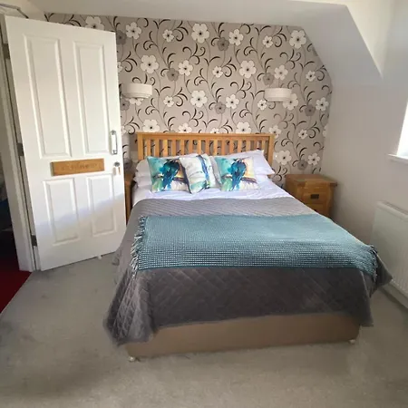 Bed & Breakfast Claremont House