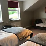 Claremont House 3* 凯西克