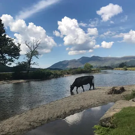 Claremont House كيسويك