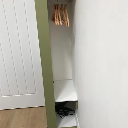 Claremont House Couette-café