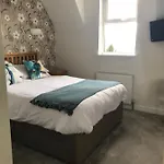 Claremont House Bed & Breakfast