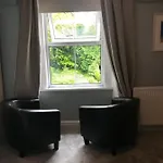 Claremont House Bed & Breakfast 3*