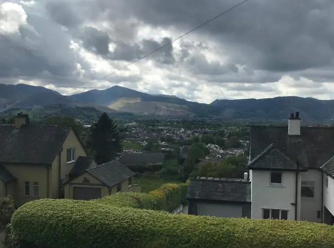 Claremont House Bed & Breakfast 3*