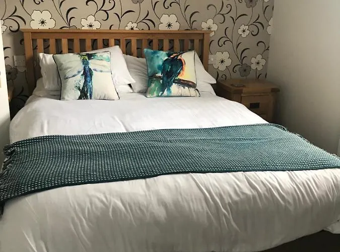 Bed & Breakfast Claremont House 3*